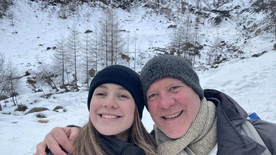 Marco Menichetti con la figlia Viola l’anno scorso in montagna