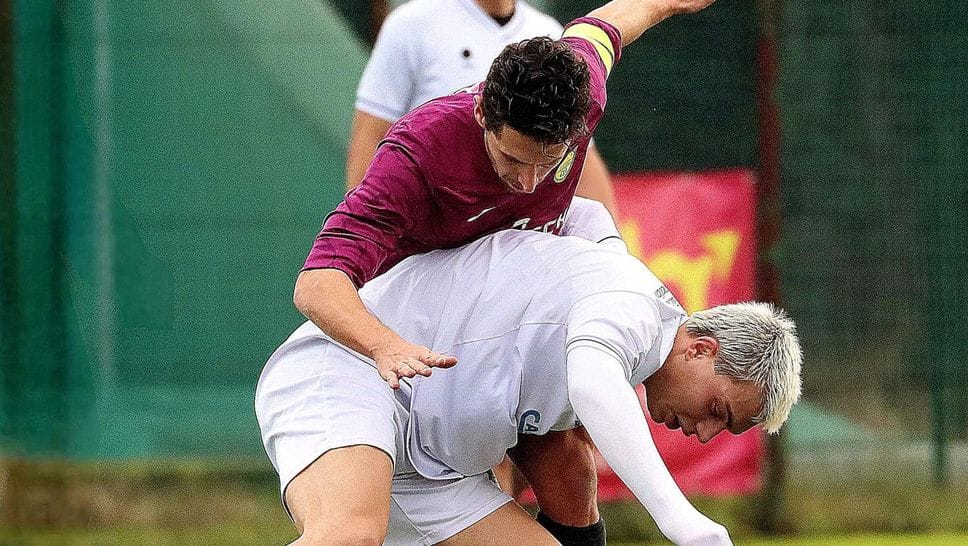Delle Fave del Tribiano in lotta con Grimaldi del Fucina (foto Airaghi)