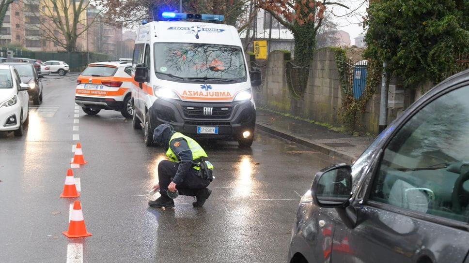 Polizia locale e soccorsi al lavoro dopo l’investimento (Canali)