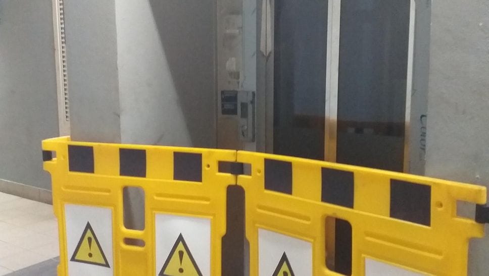 L’ascensore di Melegnano bloccato (Cornalba)