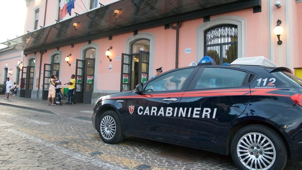 In campo carabinieri, polizia di Stato e locale e anche le fiamme gialle (archivio)