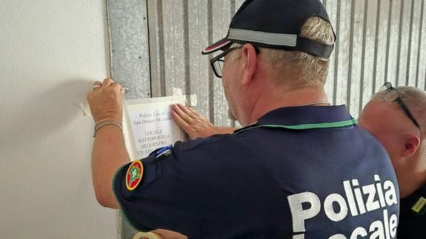 San Donato: «Cantiere non autorizzato in centro», scatta il sequestro