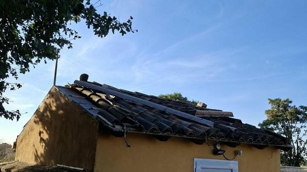 San Rocco: continuano le scorribande dei predoni del rame, spogliato il cimitero di Mezzana Casati