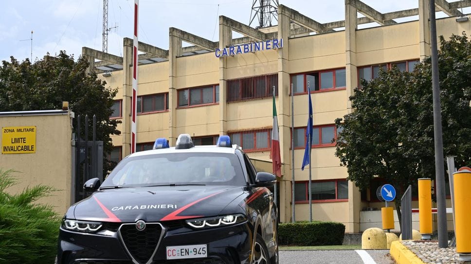 Zelo: anziana cade e passa la notte all’addiaccio in giardino, salvata dai carabinieri