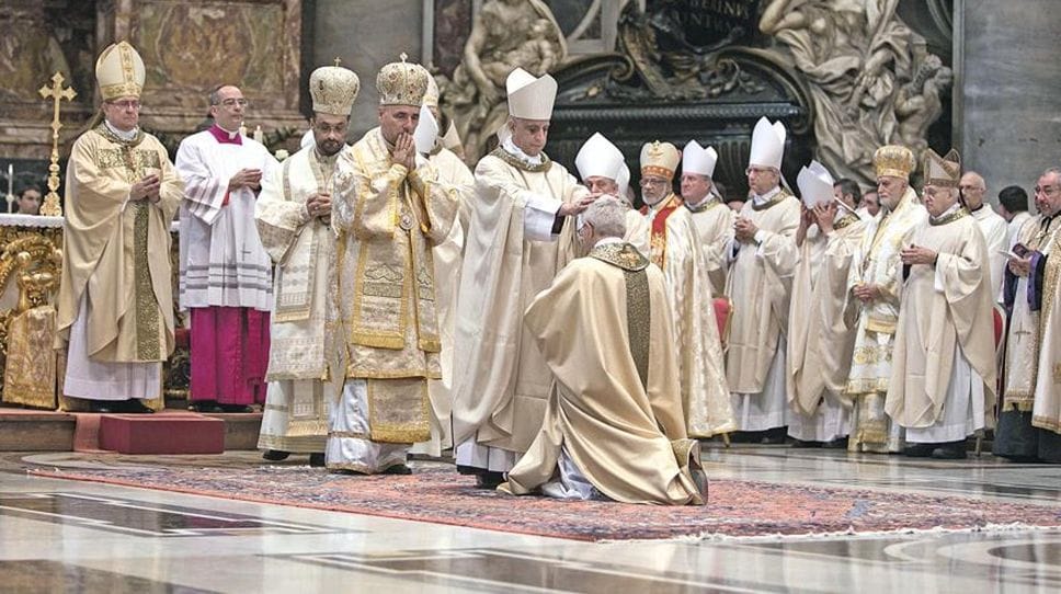 La preghiera della diocesi per il suo pastore