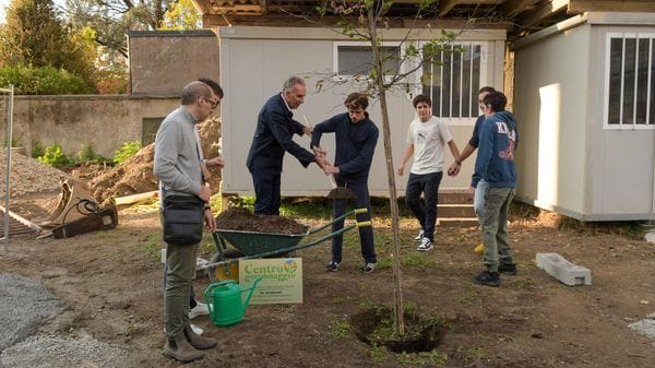 Un grande centro per i ragazzi autistici e le loro famiglie: a Melegnano la posa della prima pietra