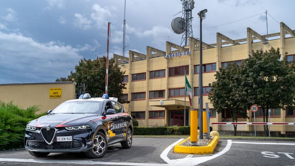 Bloccato dai carabinieri durante un tentativo di furto, muore un 39enne