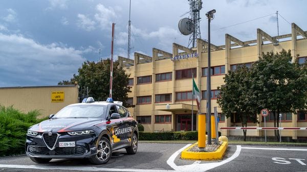 Bloccato dai carabinieri durante un tentativo di furto, muore un 39enne
