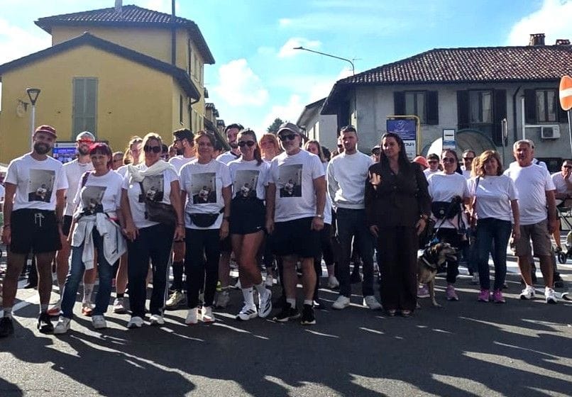 Centocinquanta persone in marcia in ricordo di Alex e Sarah