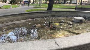 A Codogno la fontana dei Caduti è prigioniera della burocrazia