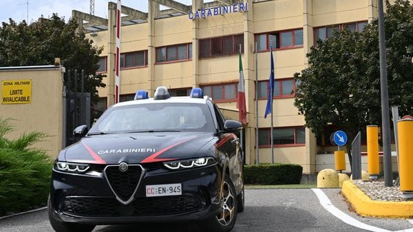Lodi, il 39enne morto all’Albarola nel tentativo di fermarlo: per i due carabinieri l’ipotesi del “fatto giustificabile”