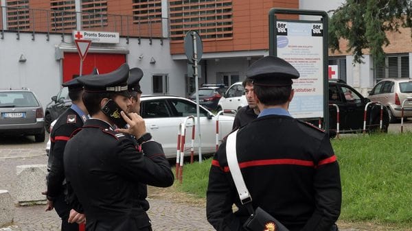Vizzolo: un 21enne in ciabatte arrestato per spaccio nel parcheggio dell’ospedale
