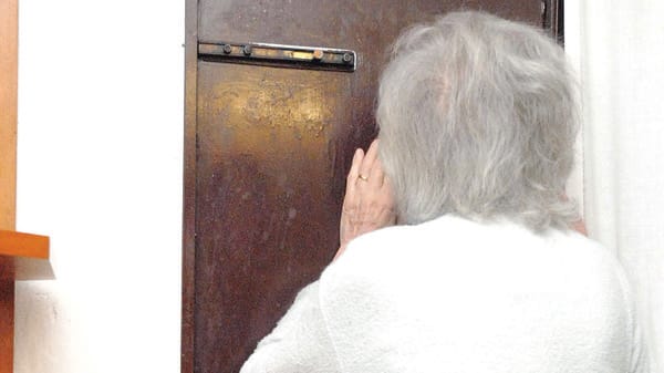 «La sua auto usata per rapina», la truffa ai danni di un’anziana di Lodi