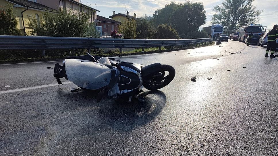 Schianto alla “curva della morte” a San Rocco, tra i 4 feriti c’è anche una bambina di un anno