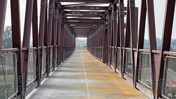 Orio Litta - Spunta la ruggine sul ponte ciclopedonale VenTo