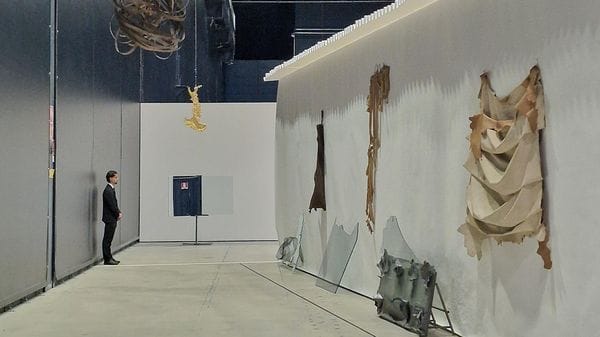 La grande esposizione dedicata a Luciano Fabro