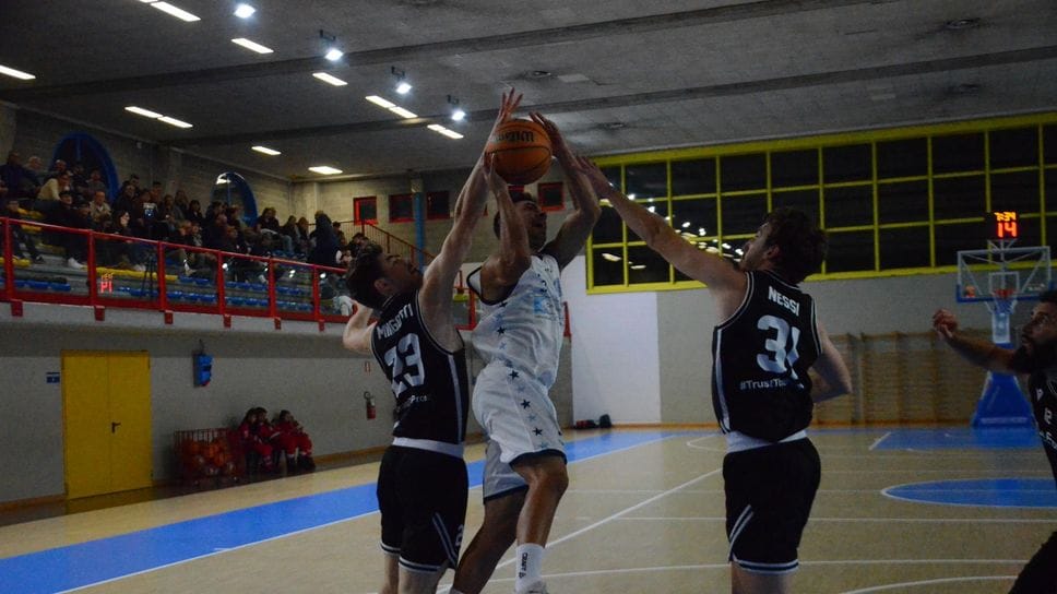 Super rimonta e arriva il successo della Robur et Fides contro la favorita del girone