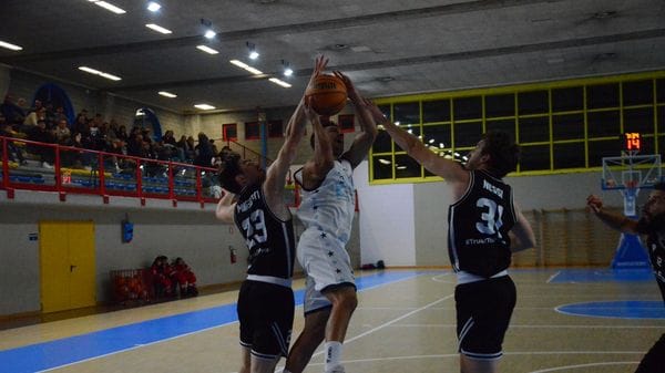 Super rimonta e arriva il successo della Robur et Fides contro la favorita del girone