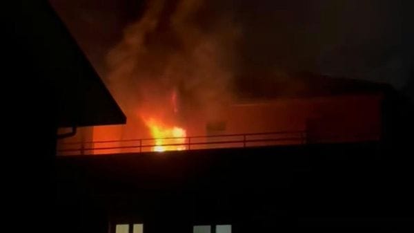 Incendio in un appartamento a Sant’Angelo, donna in ospedale