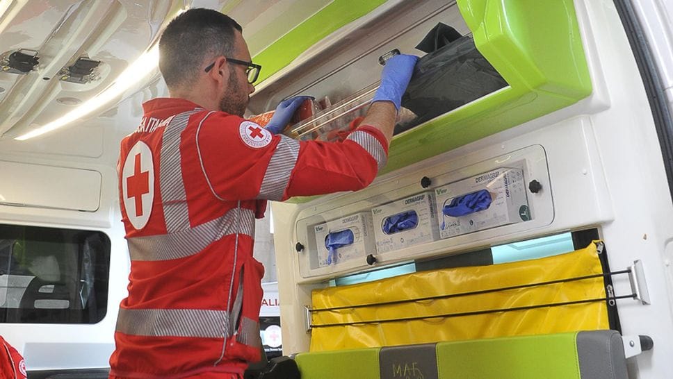 Trovata morta in casa, la Procura dispone l’autopsia