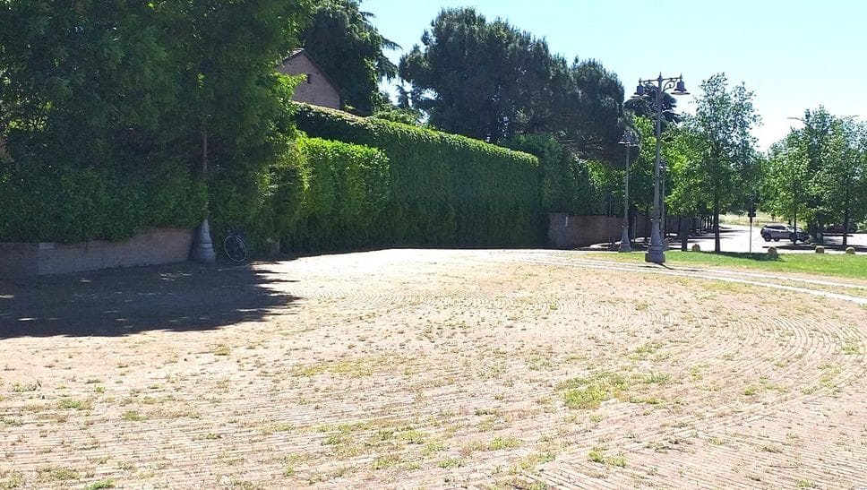 Vizzolo, nuova vita per il piazzale davanti alla basilica di Santa Maria in Calvenzano