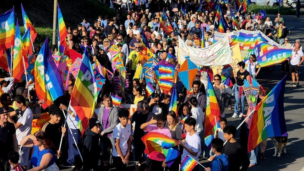 Duemila persone alla Marcia della Pace 2026