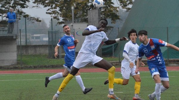 Calcio, il Tribiano tenta lo sgambetto alla Caronnese e il Codogno cerca riscatto contro il Breno