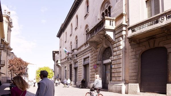 “All you can eat”: Prefettura convoca tavolo su sfruttamento