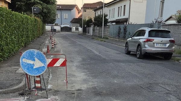 «Per ora abbiamo solo disagi senza però avere la fibra»