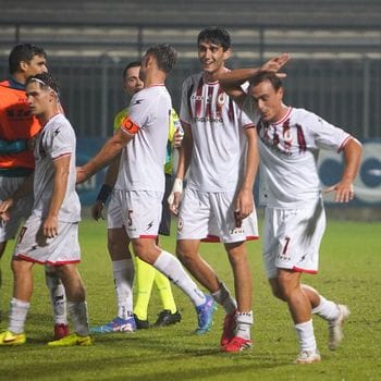 Calcio, il Sant’Angelo espugna 3-1 Pavia e vola ai sedicesimi di Coppa Italia