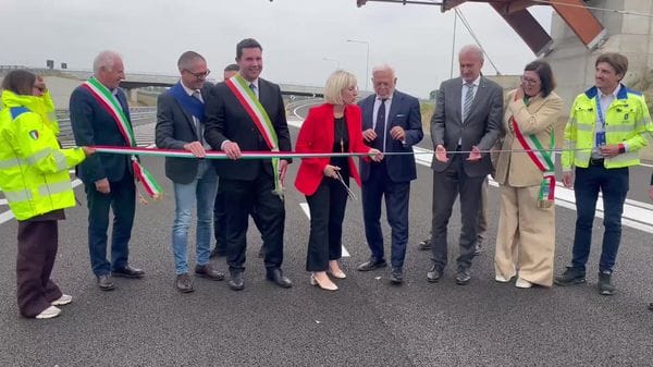 Casale - L’inaugurazione del tratto sud della nuova tangenziale 