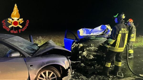 Due gravi incidenti nella notte: a Zelo Buon Persico atterra l’elisoccorso del 118 per un frontale sulla Paullese. Altri tre schianti a Maleo, Vidardo e Castelnuovo