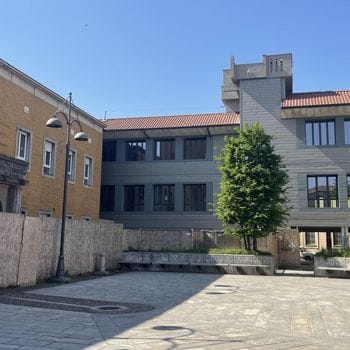 Forte odore di gas, evacuato il Calamandrei