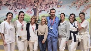 Katia Follesa in visita ai bambini del Policlinico 