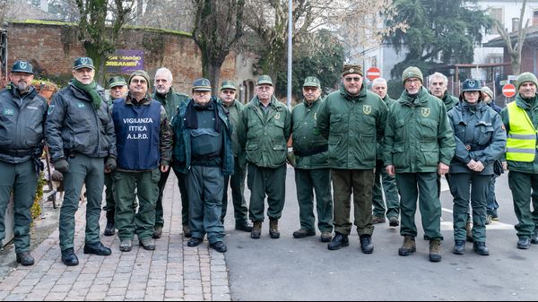 Le operazioni coordinate di pattugliamento del fiume Po sulle barche con la Polizia provinciale