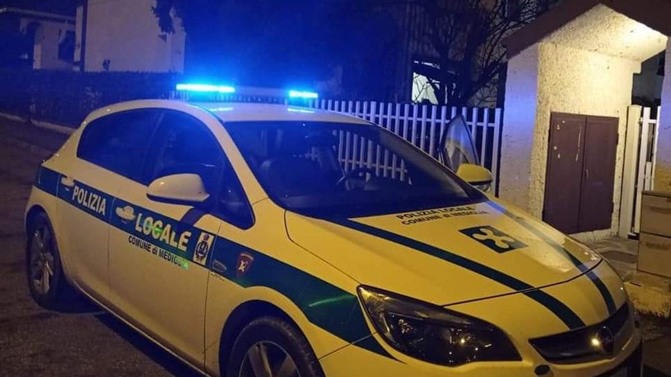 È intervenuta la polizia locale di Mediglia (archivio)