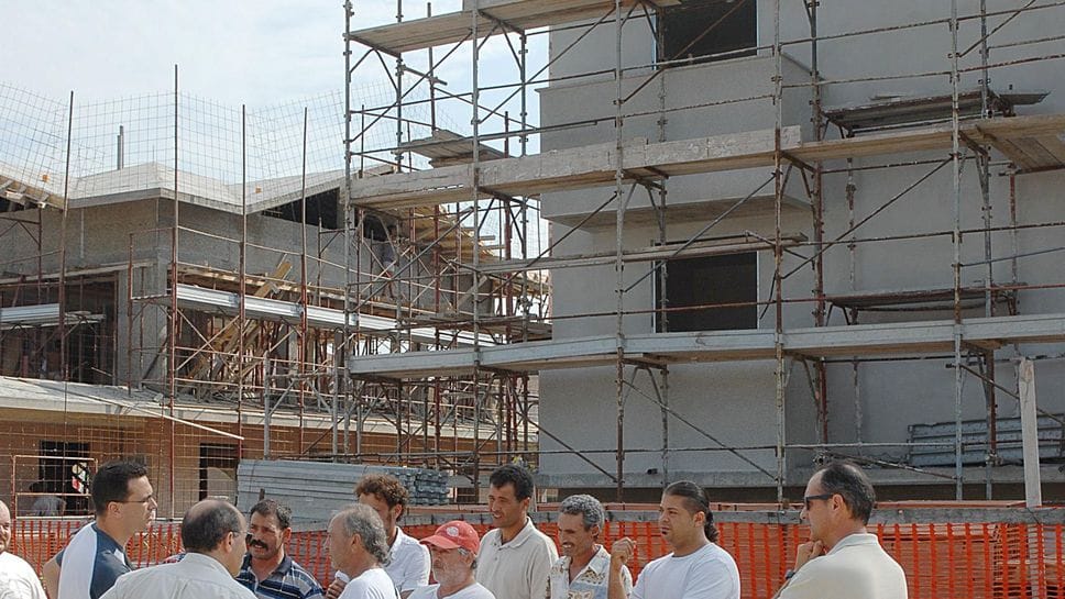 Un cantiere residenziale del gruppo Arcobaleno vent'anni fa