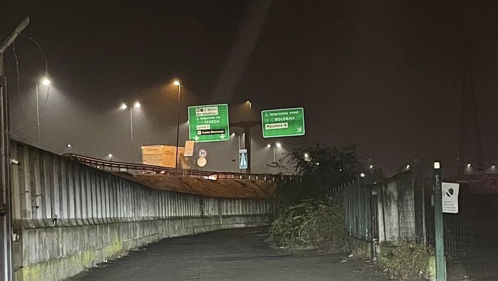 Via Orwell, che segna il confine tra il bosco della droga e San Donato