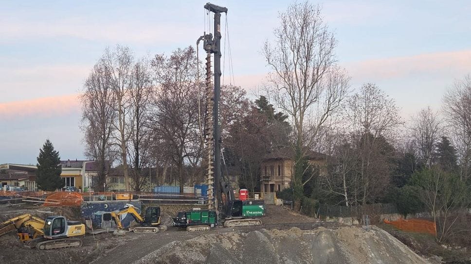 La trivella per le palificazioni al Revellino