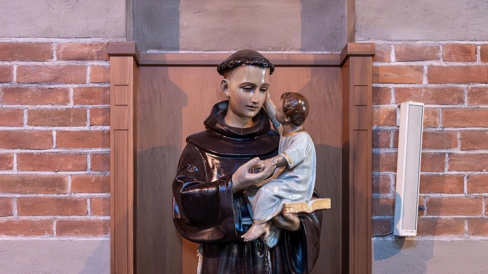 Una statua restaurata (Ploiesteanu)