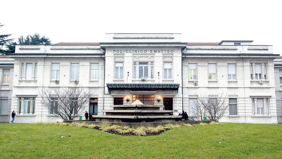 L’adolescente poi era stata portata al San Matteo di Pavia in condizioni critiche