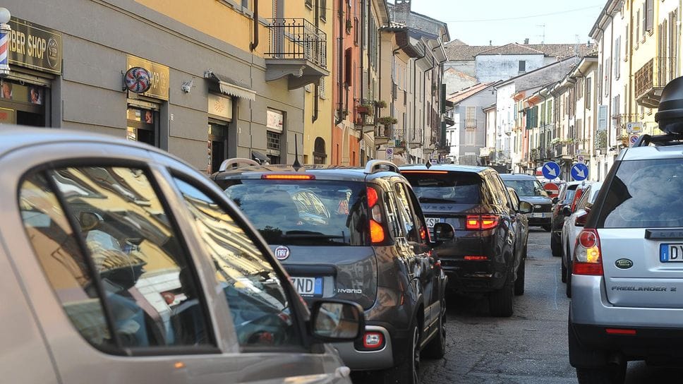 Scattano i divieti di circolazione per alcuni veicoli (archivio)