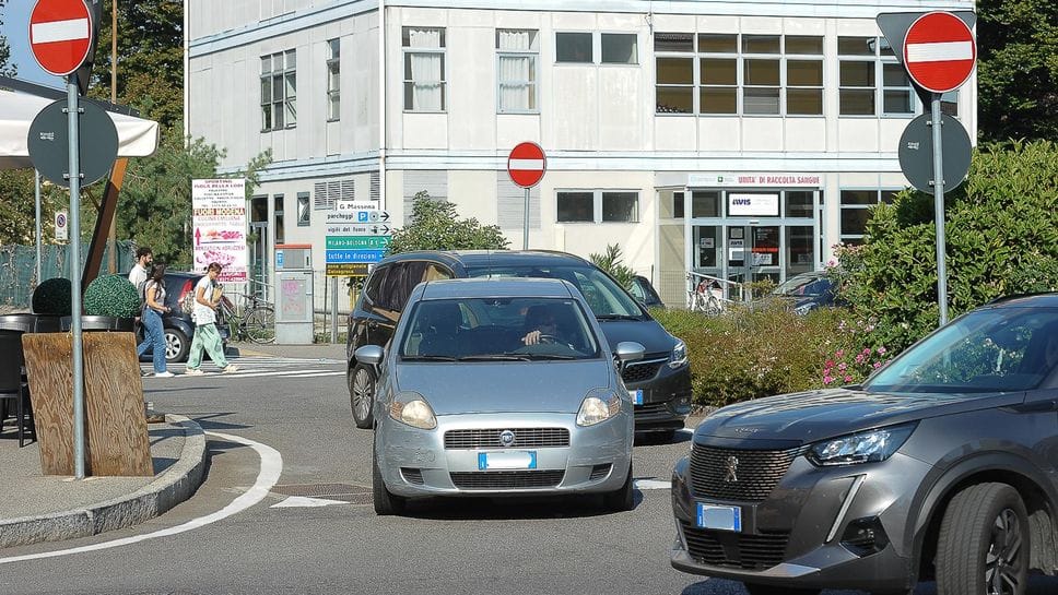 Lo svincolo all’uscita della tangenziale