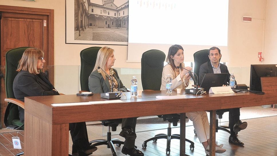 il tavolo dell’Asst dj+urante la presentazione (Ribolini)