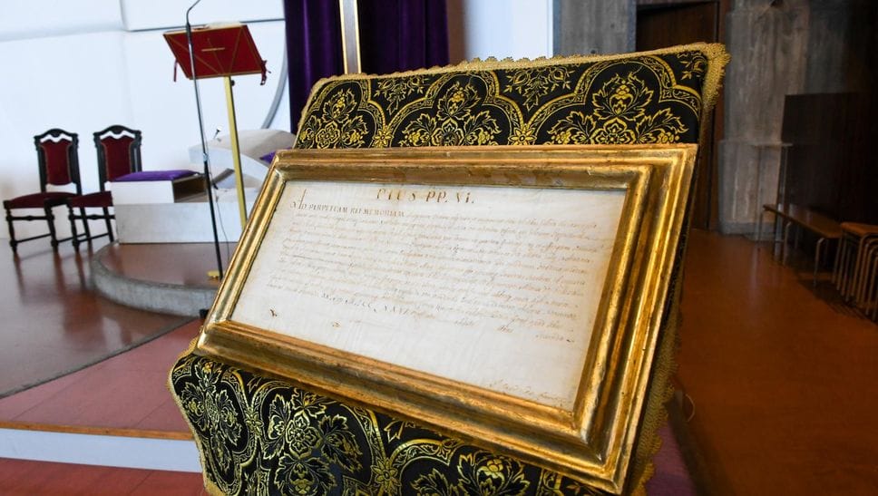 La bolla papale (Canali)