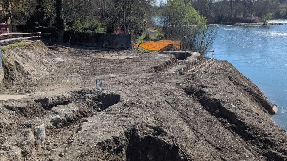 Il cantiere dei lavori Aipo sulla sponda del fiume Adda
