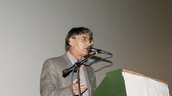 Un comizio di Bossi a Lodi nel 2000 al cinema Fanfulla