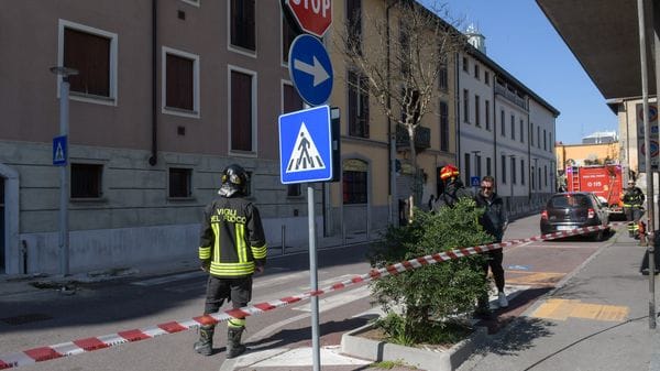 A San Giuliano scatta l’allarme per una fuga di gas in strada: chiusa via Matteotti