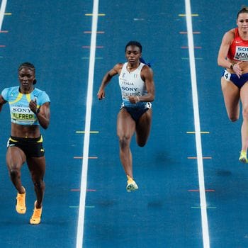 Ai Mondiali di Torun, Kelly Doualla supera le batterie e si ferma in semifinale. L’atleta di Sant’Angelo è la più giovane azzurra di sempre: «Mi sono divertita tantissimo»