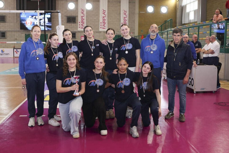 PALLAVOLO Doppio argento per il Vizzolo e bronzo per la Bcc Lodi Accademia Blu Volley
